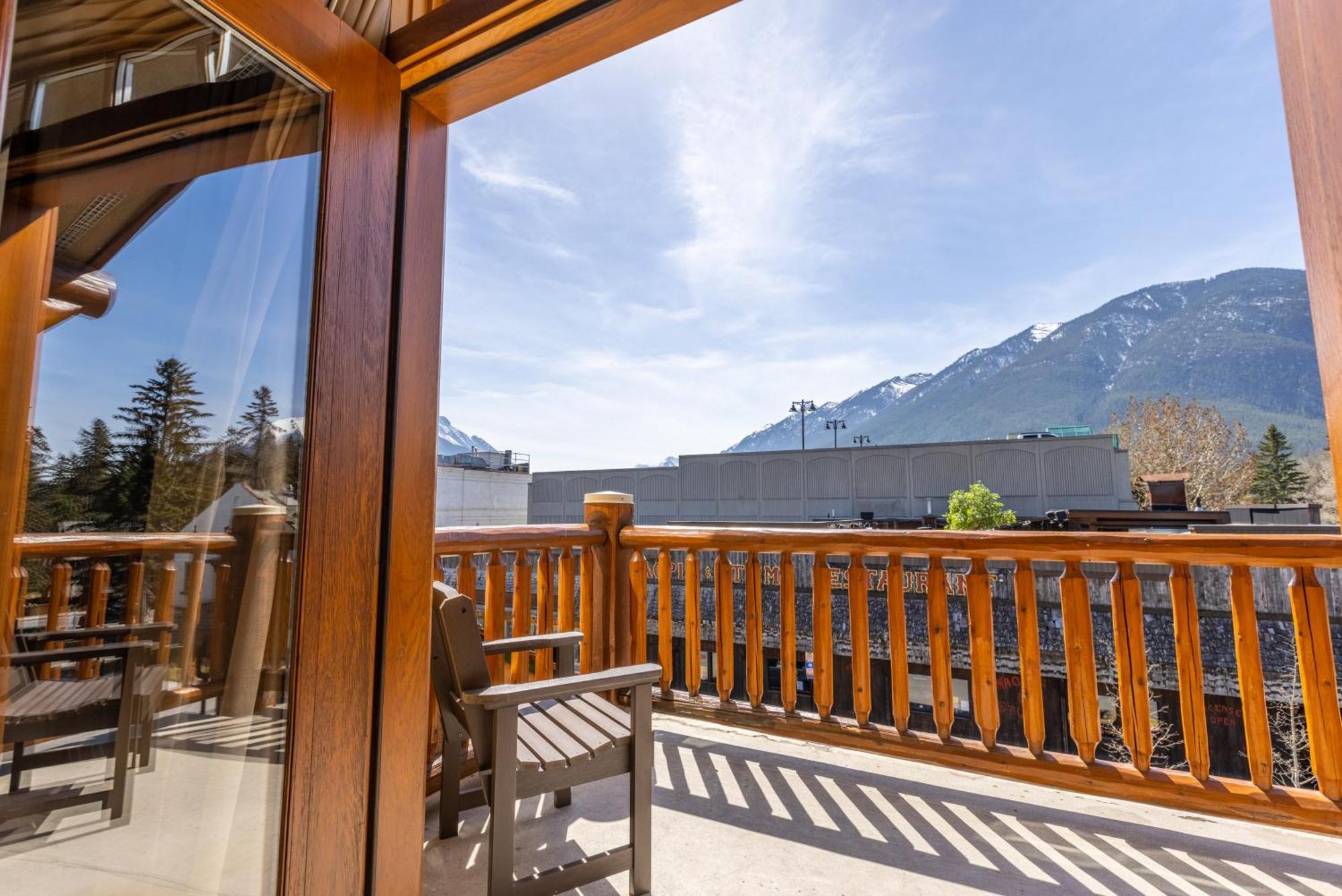 Brewster Mountain Lodge Banff Esterno foto