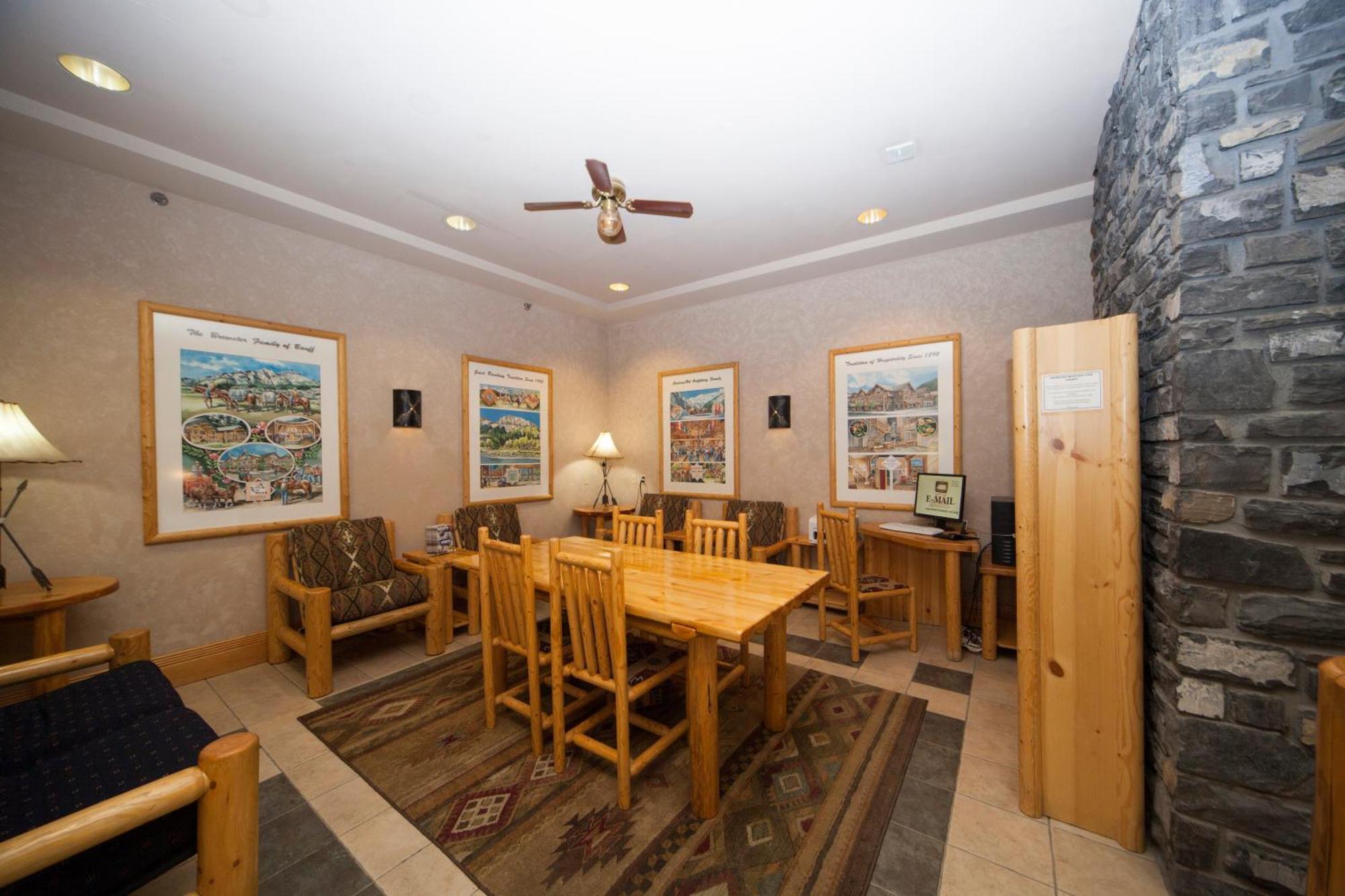 Brewster Mountain Lodge Banff Esterno foto